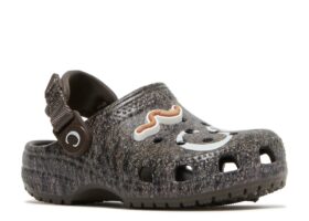 Anwar Carrots x Clog Kids „Soil – Espresso“