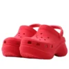 Bae Velvet Clog „Digital Raspberry“