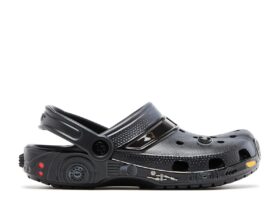 Batman x Classic Clog für Kinder „Batmobile“