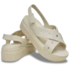 Brooklyn 4U Sandale mit gekreuzten Riemen Brooklyn 4U Sandale mit gekreuzten Riemen