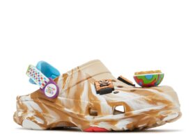 Cinnamon Toast Crunch x Classic All-Terrain Clog für Kleinkinder