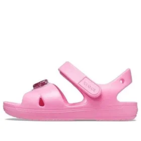 Classic Sandal mit gekreuzten Riemen und Anhänger „Pink“