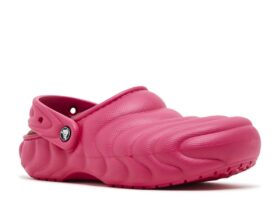 Crocs Classic Overpuff Lined Clog „Dragon Fruit“