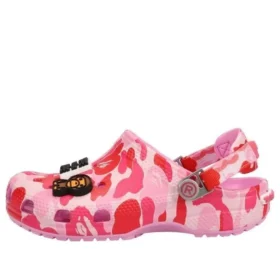 Crocs x A Bathing Ape Clog „Carnation“