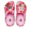 Crocs x A Bathing Ape Clog „Carnation“
