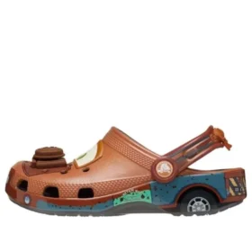 Crocs x Cars Classic Clogs „Mater“