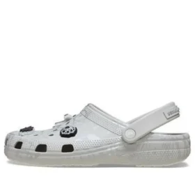 Crocs x Futura Laboratories Classic Clog „Pearl White“