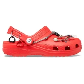 Crocs x Karol G Classic Clogs „Metal Hearts“
