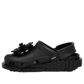 Crocs x LEGO Classic Clog „Midnight Garden“