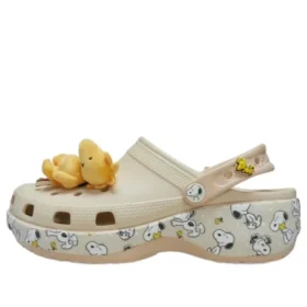 Crocs x Peanuts Classic Platform Clog „Snoopy Cloud“