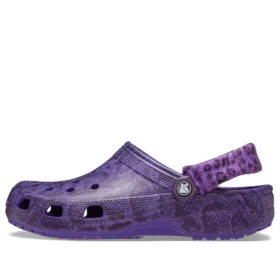 Crocs x Stray Rats Classic Clog „Ultraviolet Snakeskin“