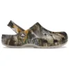 Crocs x Thisisneverthat Classic Clog Realtree Clogs „Edge Camo Walnut“
