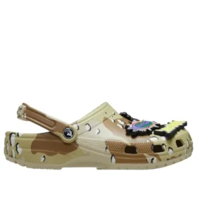Crocs x XLARGE Classic Clog „Desert Camo“