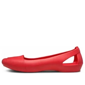 Flache rote Sandalen
