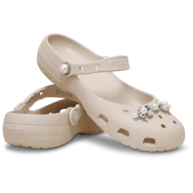 Klassische Ballerinas mit Perlen