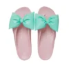 Klassische Plateau-Zehentrenner mit Schleife „Pink Teal“