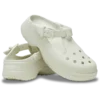Klassischer Mary-Jane-Clog