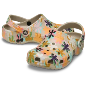 Klassischer Retro-Sommer-Clog
