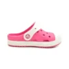 Kleine Crocs Outdoor-Sandalen mit flachem Absatz in Rosa