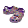 Lisa Frank x Classic Clog „Neon Purple Multi Hearts“