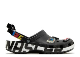 Nascar x Classic Clog „Schwarz“