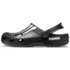 Pleasures x Classic Clog „Skeleton – Glow in the Dark“
