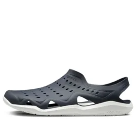 Schwarz-weiße Sandalen