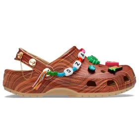SZA x Classic Clog „Woodgrain“